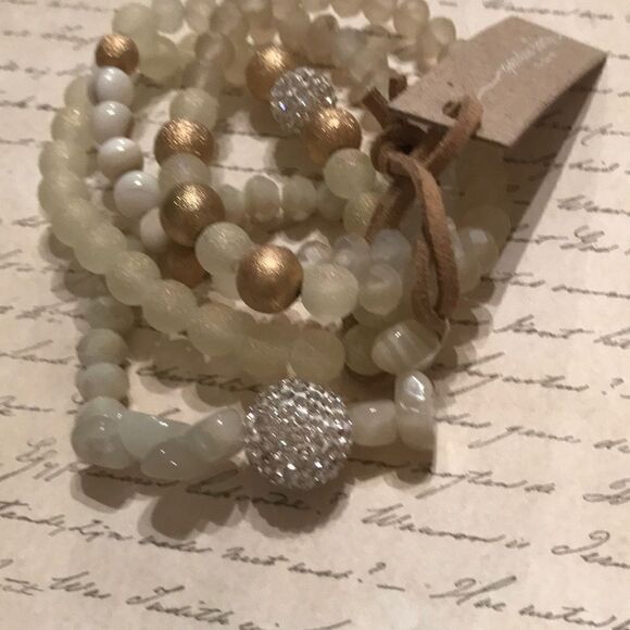 Glass Beads and Gold Rhinestone Beads‎ - Picture 5 of 5